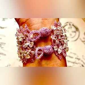Pink bead bracelet. 6.5”-7” size wrist.